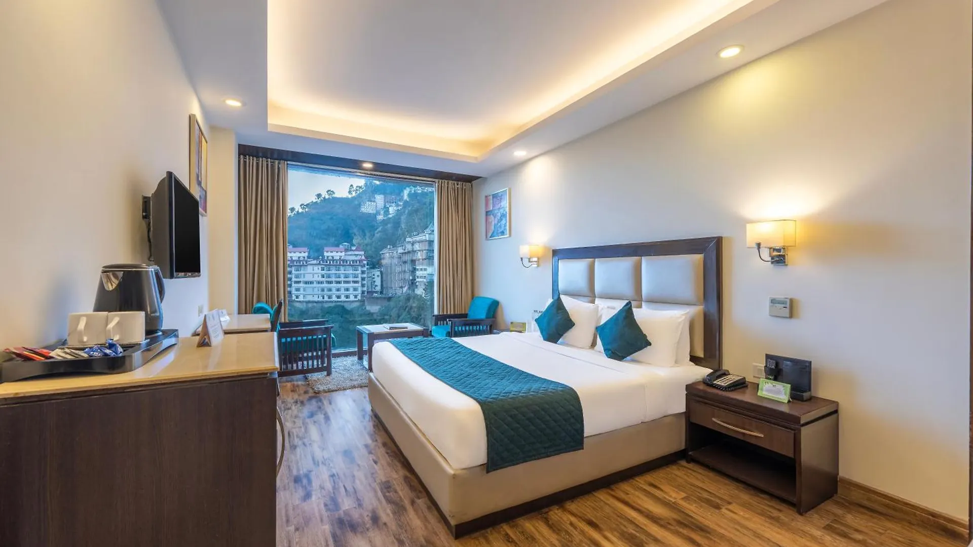 Snow Valley Resorts Shimla 4*,